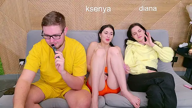 Snapshot of Ksenny chatting on March 4, 2026, 3:58 am Ksenny online show from March 4, 2026, 3:58 am