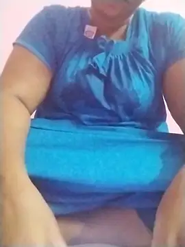 Snapshot of Tamilpriya46 chatting on March 11, 2025, 5:24 am Tamilpriya46 online show from March 11, 2025, 5:24 am