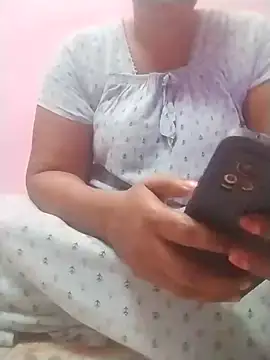 Snapshot of Tamilpriya46 chatting on January 31, 2025, 1:34 pm Tamilpriya46 online show from January 31, 2025, 1:34 pm