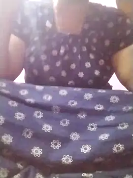 Snapshot of Tamilpriya46 chatting on February 22, 2025, 6:39 am Tamilpriya46 online show from February 22, 2025, 6:39 am