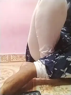 Snapshot of Tamilpriya46 chatting on February 14, 2025, 8:42 am Tamilpriya46 online show from February 14, 2025, 8:42 am
