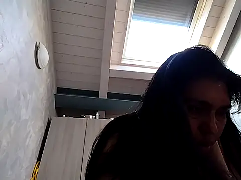 kamillytransex online show from May 19, 2026, 7:26 am