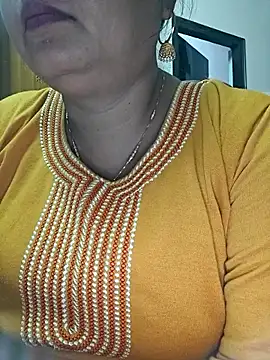 Dianaa9 online show from November 12, 2025, 2:26 am