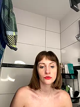 victoirenextdoor online show from December 9, 2024, 2:17 pm