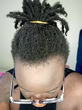 Toomuch Squirt online show from February 13, 2025, 5:37 am