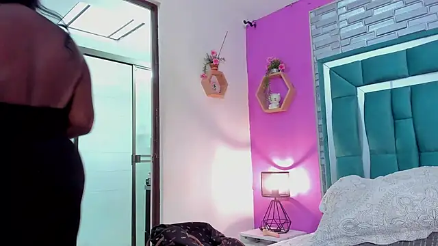 LORENSCOLLINS online show from January 18, 2026, 2:53 pm