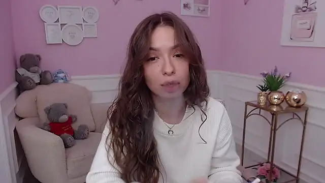 Snapshot of LucySkilar chatting on October 12, 2025, 4:36 am LucySkilar online show from October 12, 2025, 4:36 am