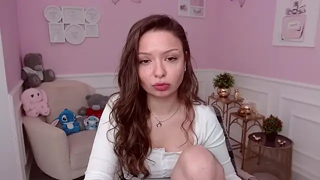 Snapshot of LucySkilar chatting on March 13, 2026, 6:07 am LucySkilar online show from March 13, 2026, 6:07 am