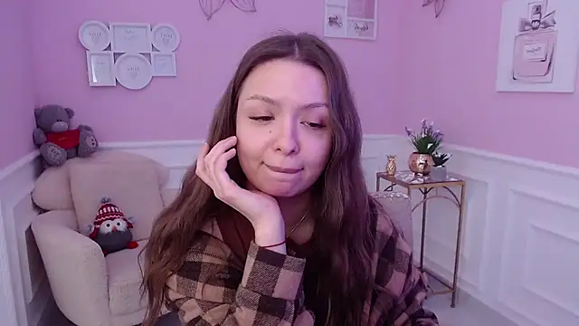 Snapshot of LucySkilar chatting on March 16, 2025, 10:22 am LucySkilar online show from March 16, 2025, 10:22 am