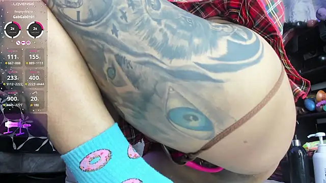 SaraMartins00 online show from January 31, 2026, 8:07 pm