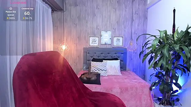 Snapshot of MaturePure chatting on November 30, 2025, 12:00 am MaturePure online show from November 30, 2025, 12:00 am