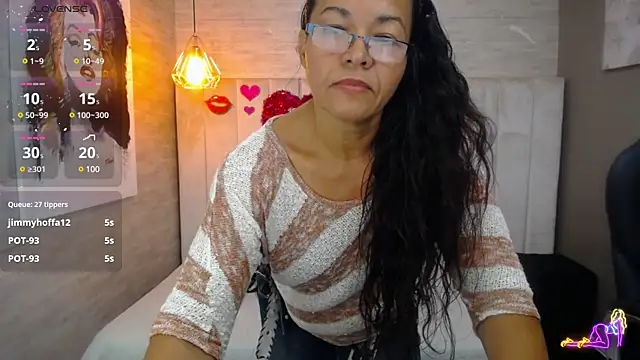 Snapshot of MaturePure chatting on February 13, 2025, 9:38 pm MaturePure online show from February 13, 2025, 9:38 pm