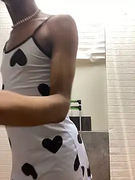 tamarabigass1 online show from October 25, 2025, 10:47 am