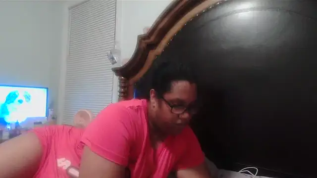 Snapshot of ebonyred chatting on March 12, 2026, 12:05 am ebonyred online show from March 12, 2026, 12:05 am