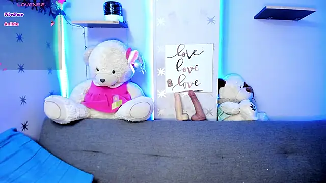 MeganLord online show from June 14, 2026, 1:02 am