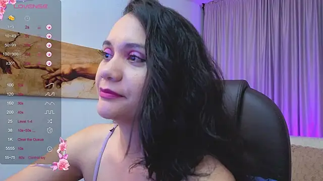 mariiana murillo01 online show from May 24, 2026, 4:01 am