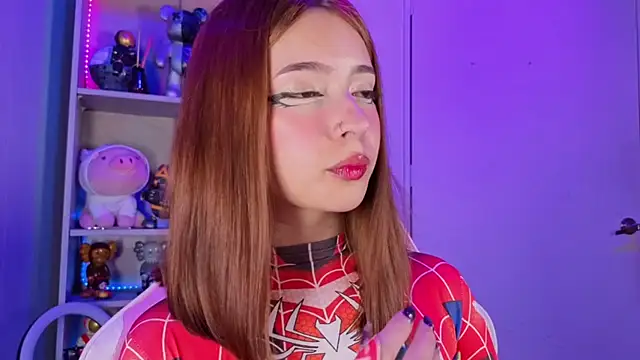 EmilyMiller  online show from December 15, 2025, 4:02 pm