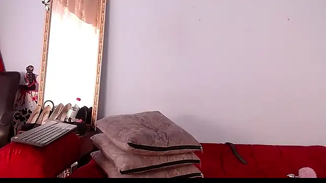 Tamararios online show from March 22, 2025, 7:42 pm