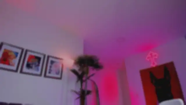 Snapshot of Taylor__foxxx chatting on October 30, 2025, 5:06 am Taylor foxxx online show from October 30, 2025, 5:06 am