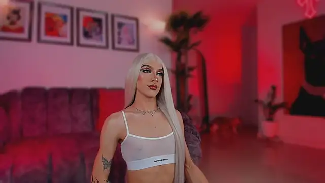 Taylor  foxxx online show from April 14, 2026, 7:35 am