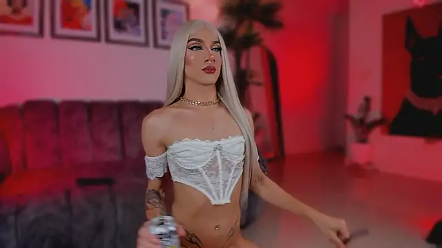 Taylor  foxxx online show from February 26, 2026, 5:40 am