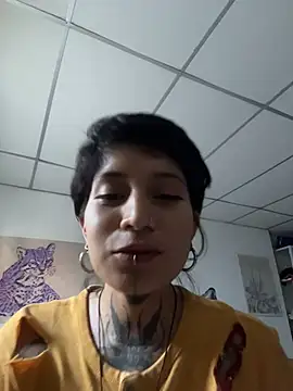 Snapshot of _Apola_77 chatting on July 7, 2026, 9:40 pm Apola 77 online show from July 7, 2026, 9:40 pm
