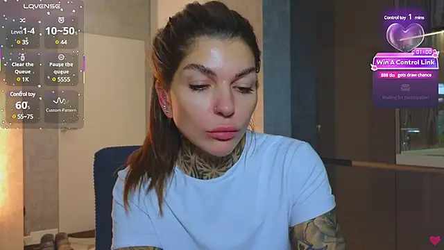 tattooedBabyy online show from February 27, 2025, 2:54 pm