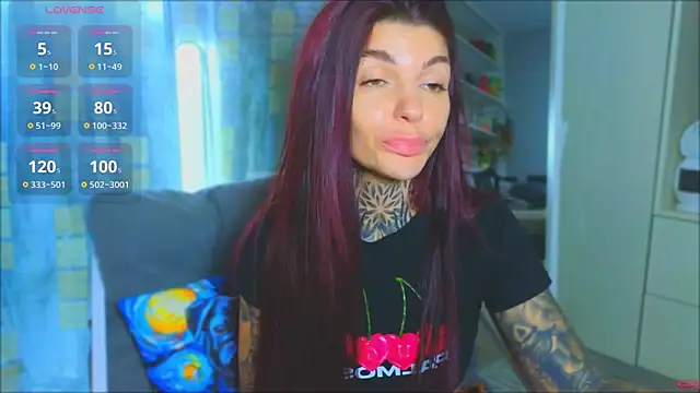 tattooedBabyy online show from May 17, 2026, 9:09 am
