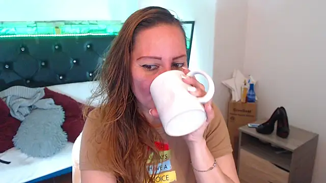 Snapshot of camila_delarosa chatting on September 10, 2025, 5:23 pm camila delarosa online show from September 10, 2025, 5:23 pm