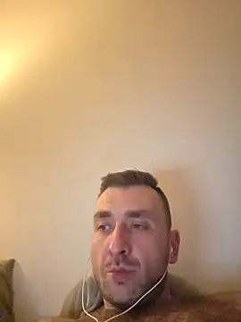 Snapshot of TIGERRR86 chatting on March 8, 2026, 2:37 am TIGERRR86 online show from March 8, 2026, 2:37 am