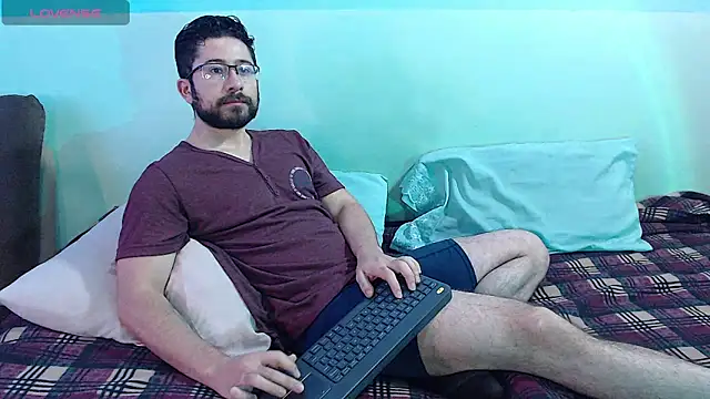 Snapshot of teddy_foster chatting on February 6, 2025, 1:10 pm teddy foster online show from February 6, 2025, 1:10 pm