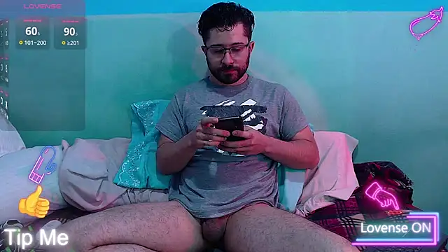 Snapshot of teddy_foster chatting on October 1, 2025, 12:42 pm teddy foster online show from October 1, 2025, 12:42 pm