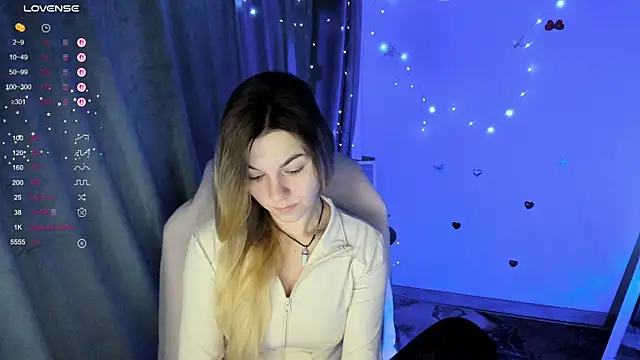 Snapshot of Sweet_me_ chatting on December 17, 2025, 6:51 am Sweet me online show from December 17, 2025, 6:51 am