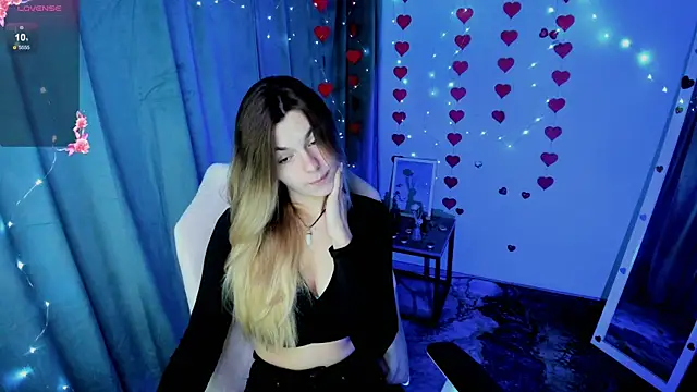 Snapshot of Sweet_me_ chatting on April 11, 2026, 5:48 am Sweet me online show from April 11, 2026, 5:48 am