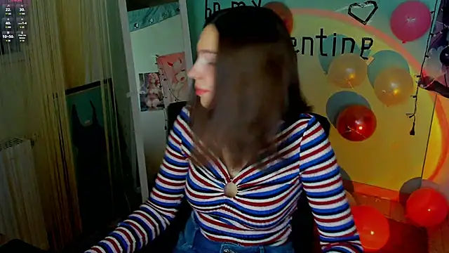 Lexy flower online show from February 13, 2025, 1:37 pm