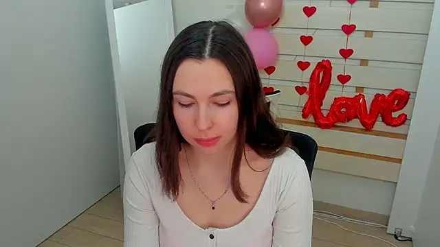 Lexy flower online show from March 12, 2025, 4:35 pm