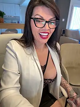 Snapshot of CarlaConnor80 chatting on January 17, 2025, 2:28 pm CarlaConnor80 online show from January 17, 2025, 2:28 pm