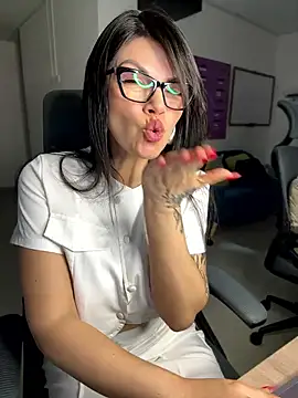 Snapshot of CarlaConnor80 chatting on March 6, 2025, 7:43 pm CarlaConnor80 online show from March 6, 2025, 7:43 pm