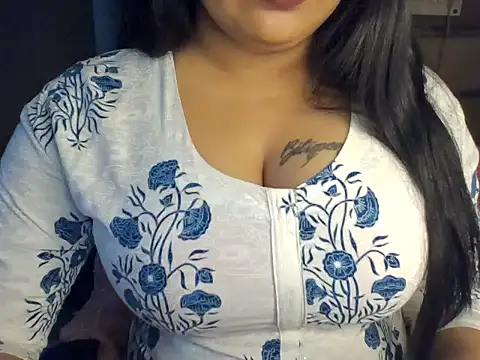 Snapshot of Trezza chatting on December 20, 2025, 7:06 pm Trezza online show from December 20, 2025, 7:06 pm