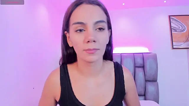 martina mancini online show from December 22, 2025, 11:32 am