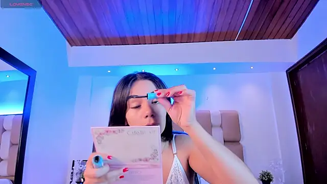 Snapshot of martina_mancini chatting on March 14, 2025, 1:57 pm martina mancini online show from March 14, 2025, 1:57 pm