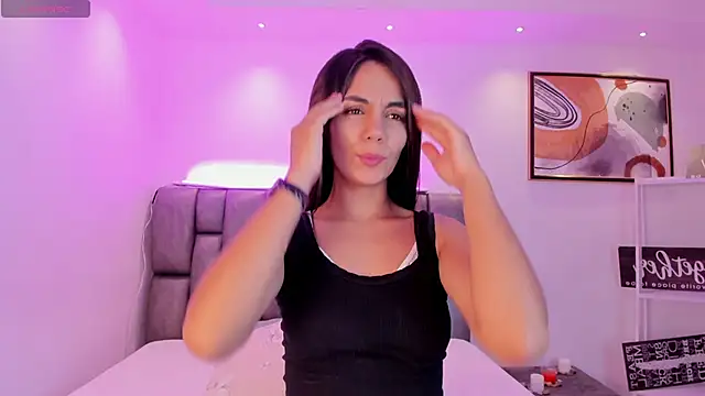 Snapshot of martina_mancini chatting on February 10, 2025, 12:18 pm martina mancini online show from February 10, 2025, 12:18 pm