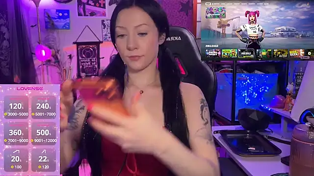 Snapshot of marleymaxwell chatting on July 11, 2026, 9:59 pm marleymaxwell online show from July 11, 2026, 9:59 pm