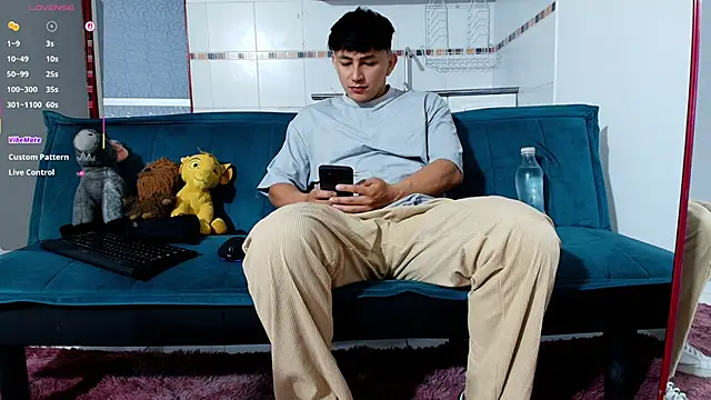 Snapshot of jacques_cardiet chatting on February 28, 2026, 11:43 am jacques cardiet online show from February 28, 2026, 11:43 am