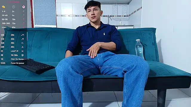 Snapshot of jacques_cardiet chatting on July 9, 2026, 11:20 am jacques cardiet online show from July 9, 2026, 11:20 am