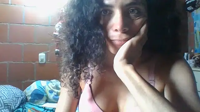 Nadia Monroe online show from June 10, 2026, 12:28 pm