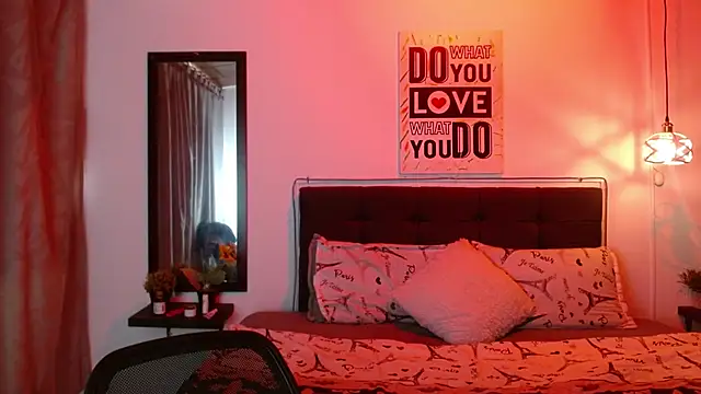 Dominik girl online show from July 7, 2026, 7:28 pm