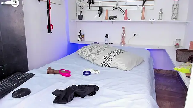 Alejandra Dunn online show from October 26, 2025, 5:35 pm