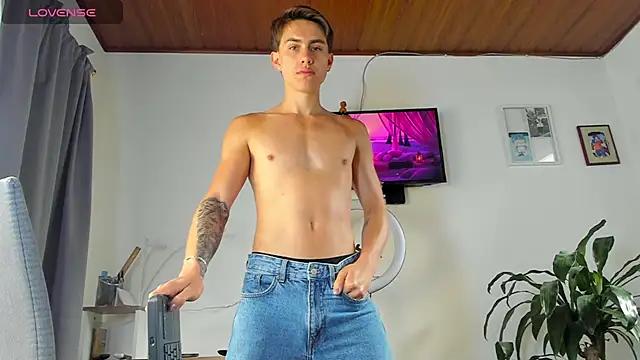 manucute 23  online show from October 5, 2025, 1:57 pm