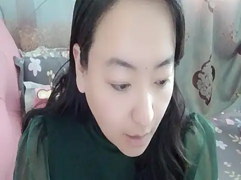 Snapshot of Xylona666 chatting on February 1, 2025, 9:43 am Xylona666 online show from February 1, 2025, 9:43 am